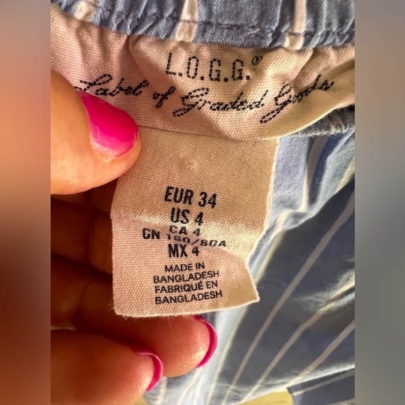 black and white striped flowy Round- neck blouse shirt with elasticsleeve 3/4‎ - Picture 4 of 15